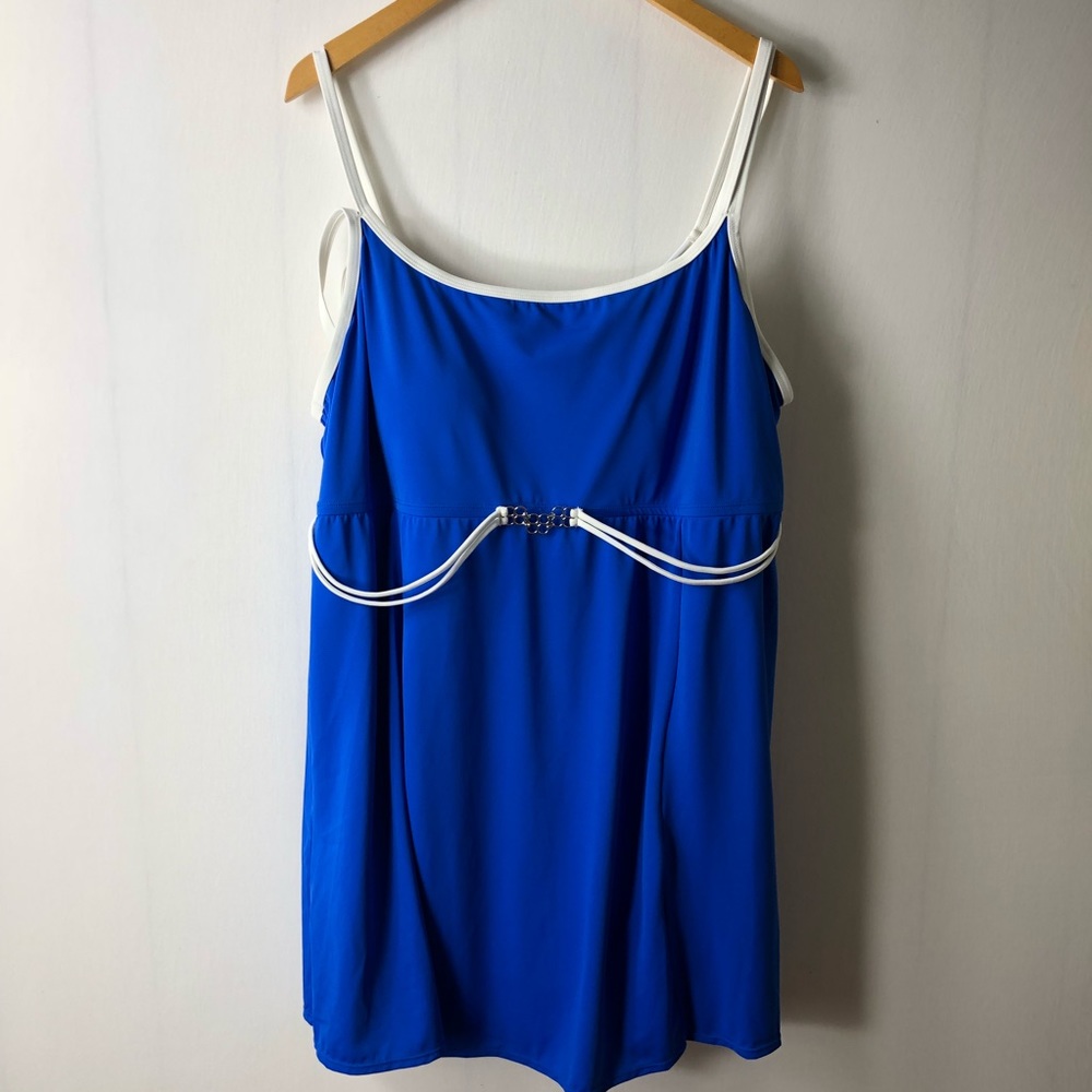 Women’s One Piece Blue White Bathing Suit 24W (j10